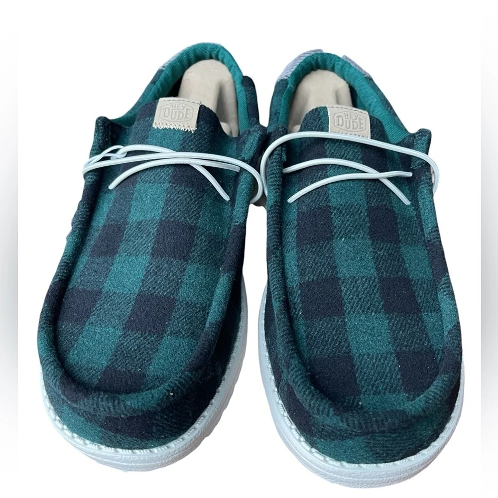 Hey Dude Wally Buffalo Plaid – Men’s Size 13 – Mens casual shoe - NEW IN BOX